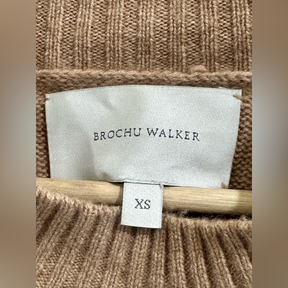 Brochu Walker Tan Layered Cowl Neck Sweater - Picture 2 of 14